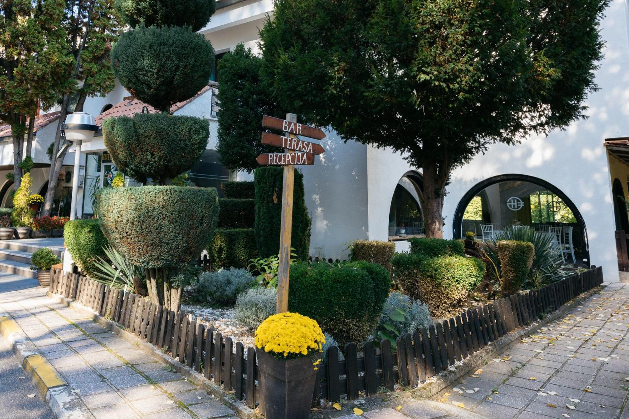 Hotel Gradche Kočani Zewnętrze zdjęcie